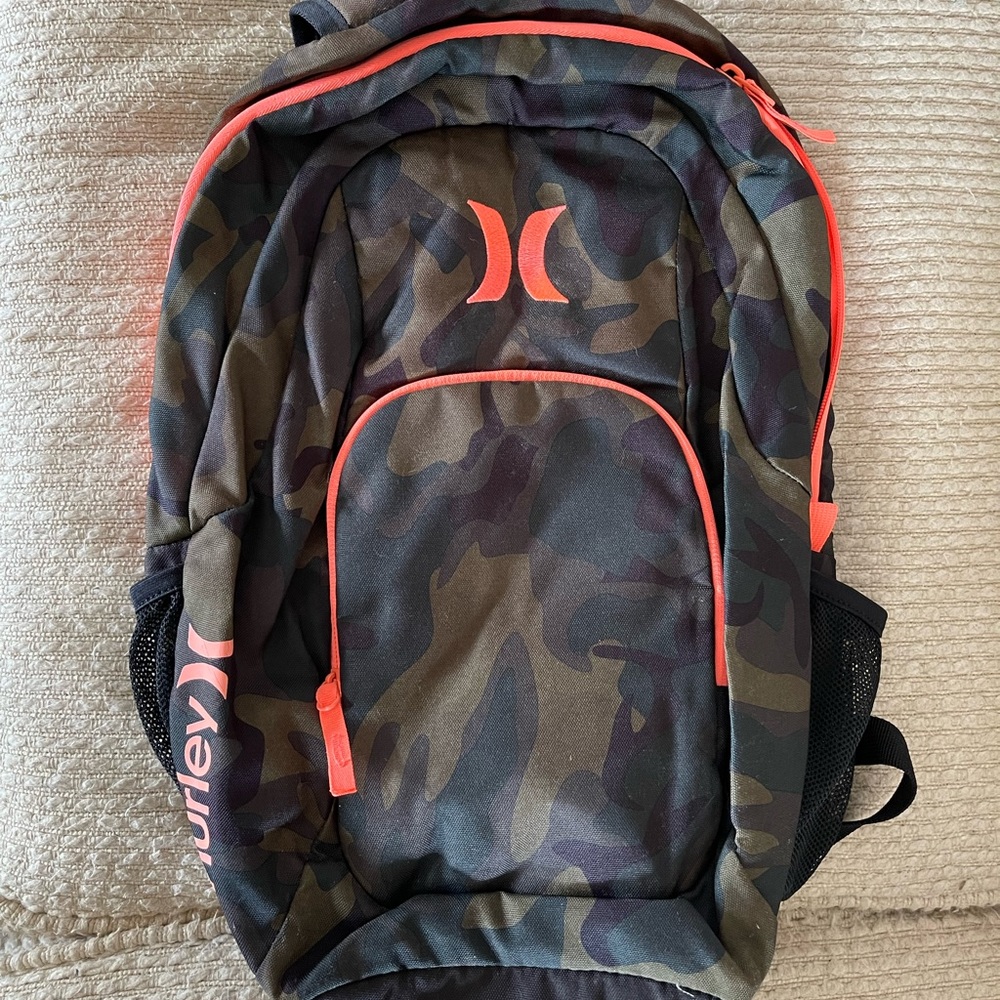 Hurley 20L Camouflage Backpack with Hot Pink Trim